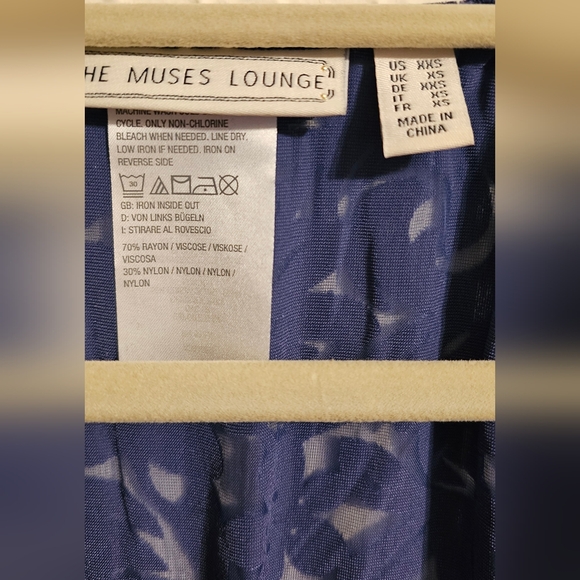 The Muses Navy Velvet Floral Kimono Cardigan Lounge Large New - Picture 4 of 5